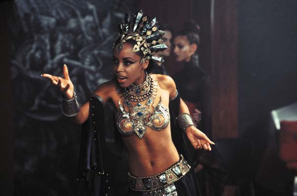 A movie still of Aaliyah as Queen Akasha from Queen of the Damned (2002)