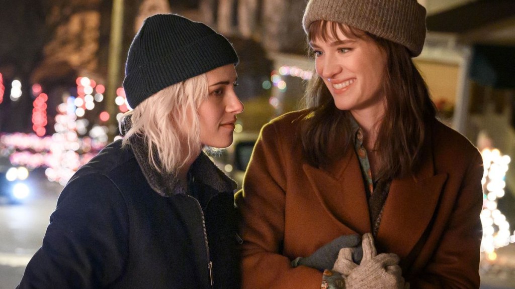 REVIEW: ‘Happiest Season (2020)’ is a Fresh and Validating take on the Classic Christmas&nbsp;Rom-Com.