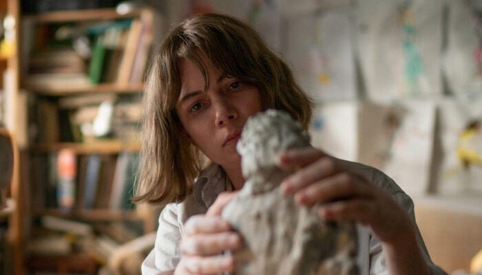 EIFF 2023 REVIEW: ‘Showing Up’ (2022) Fails to Offer Anything of&nbsp;Consequence